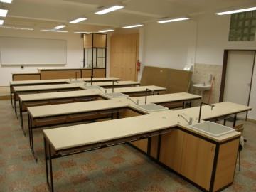 08235-002