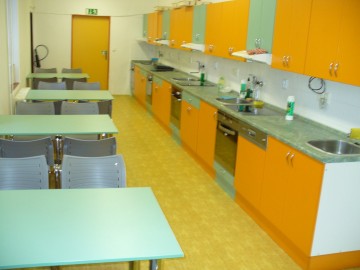 06226-008