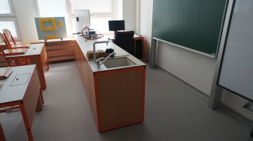 19007B-DSC09575