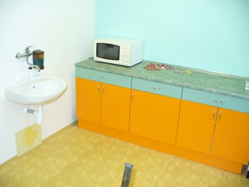 06226-004